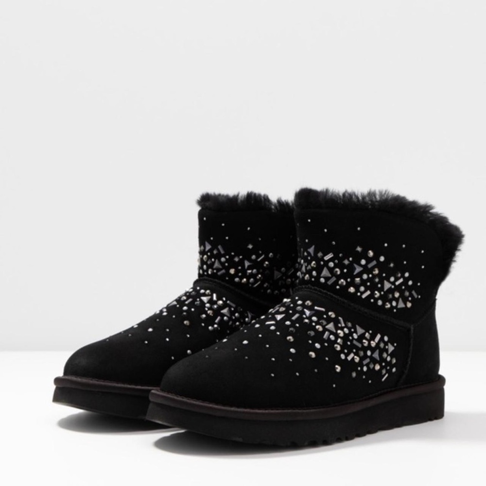 ugg classic galaxy bling mini SZ 8 NWT
